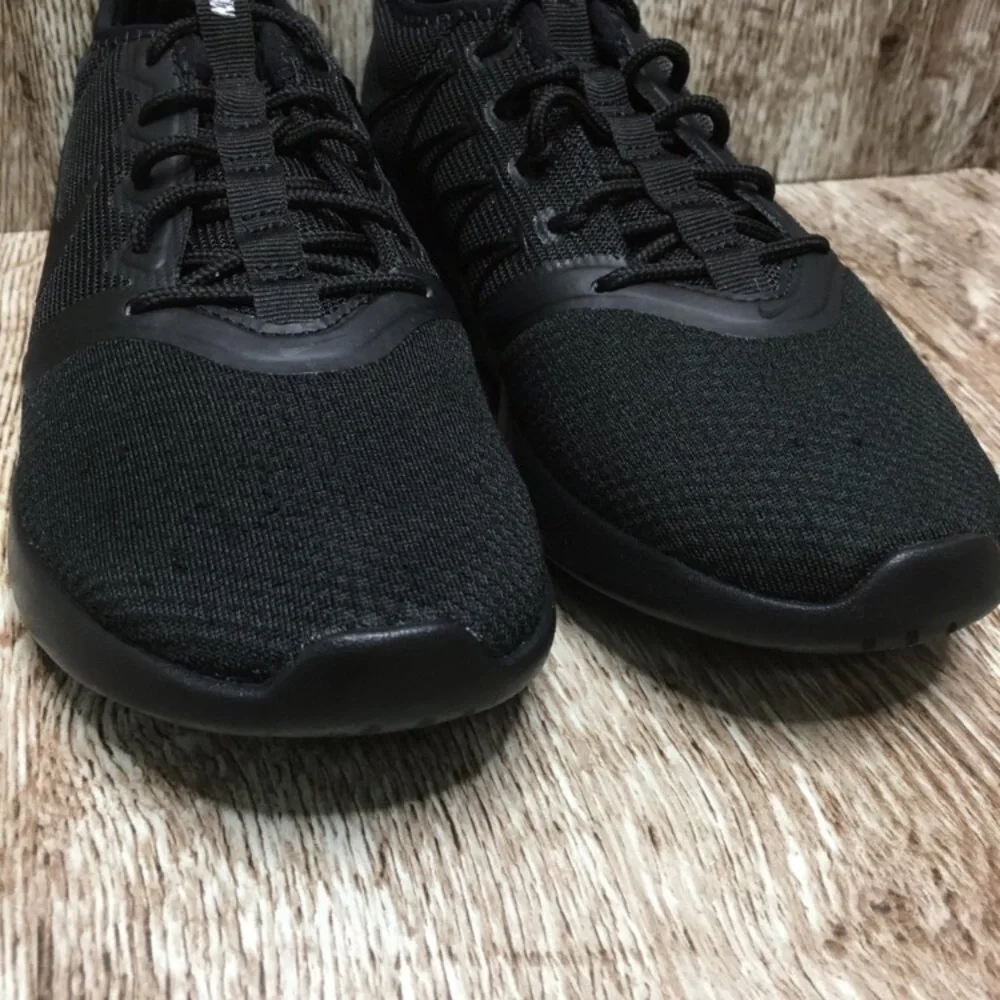 NIKE VTR Runner Sneaker Running Shoe Black SIZE 6.5 NEW